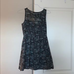 Cut out mod cloth dress